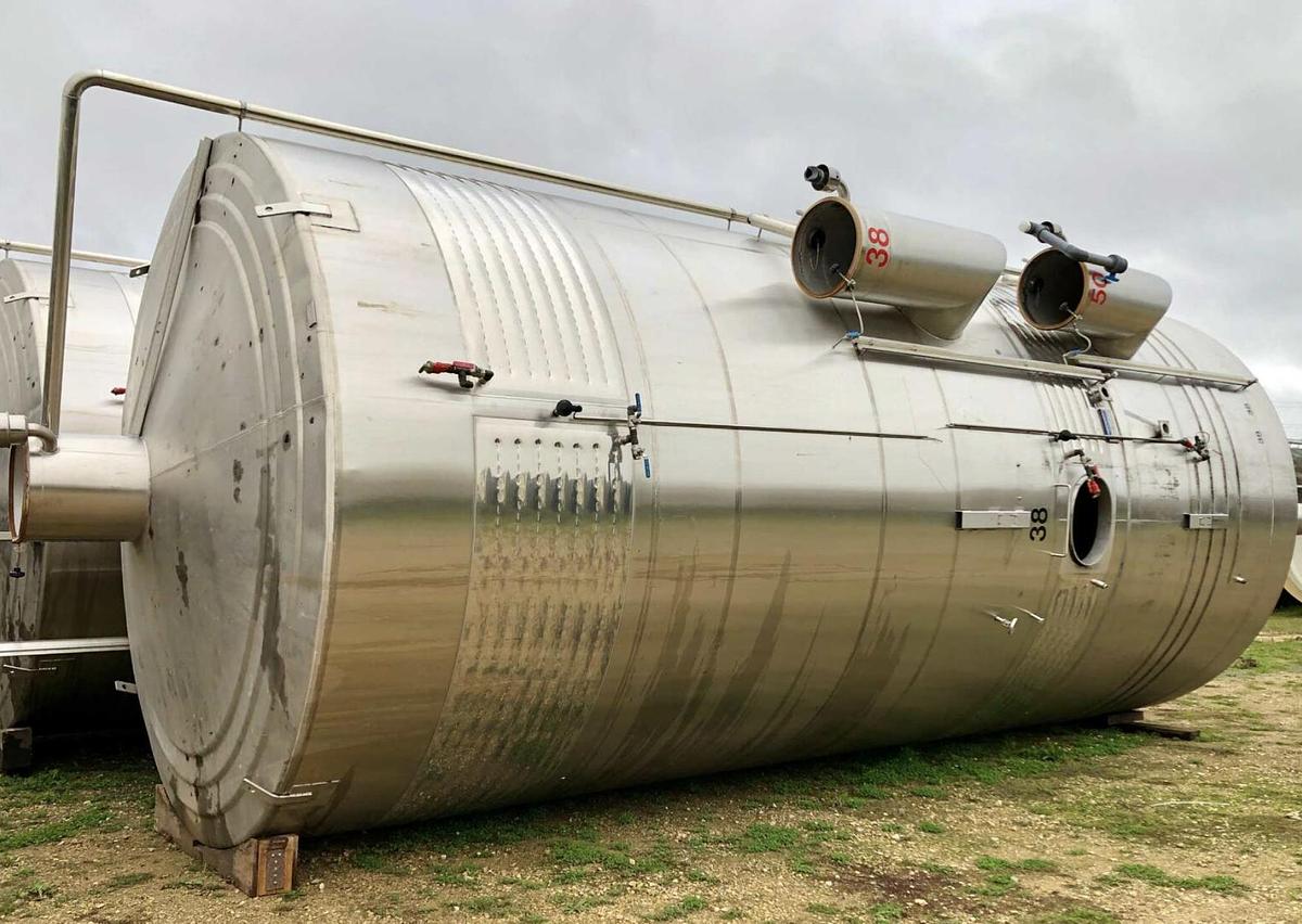 Used 60,000 Litre 304 Stainless Steel Tanks with Heating