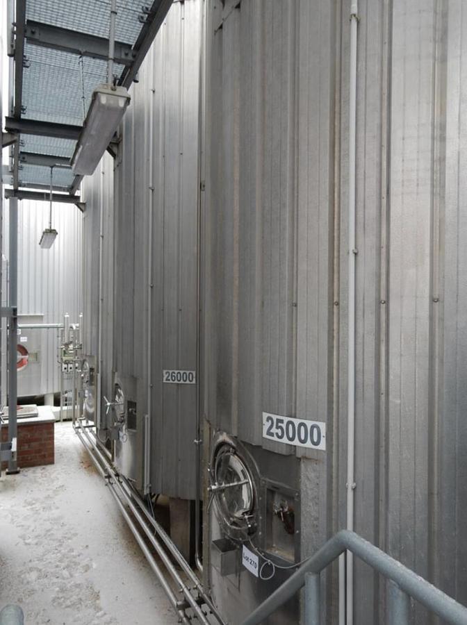 Used 25,000 litres 304 Stainless Steel Insulated Storage Tanks