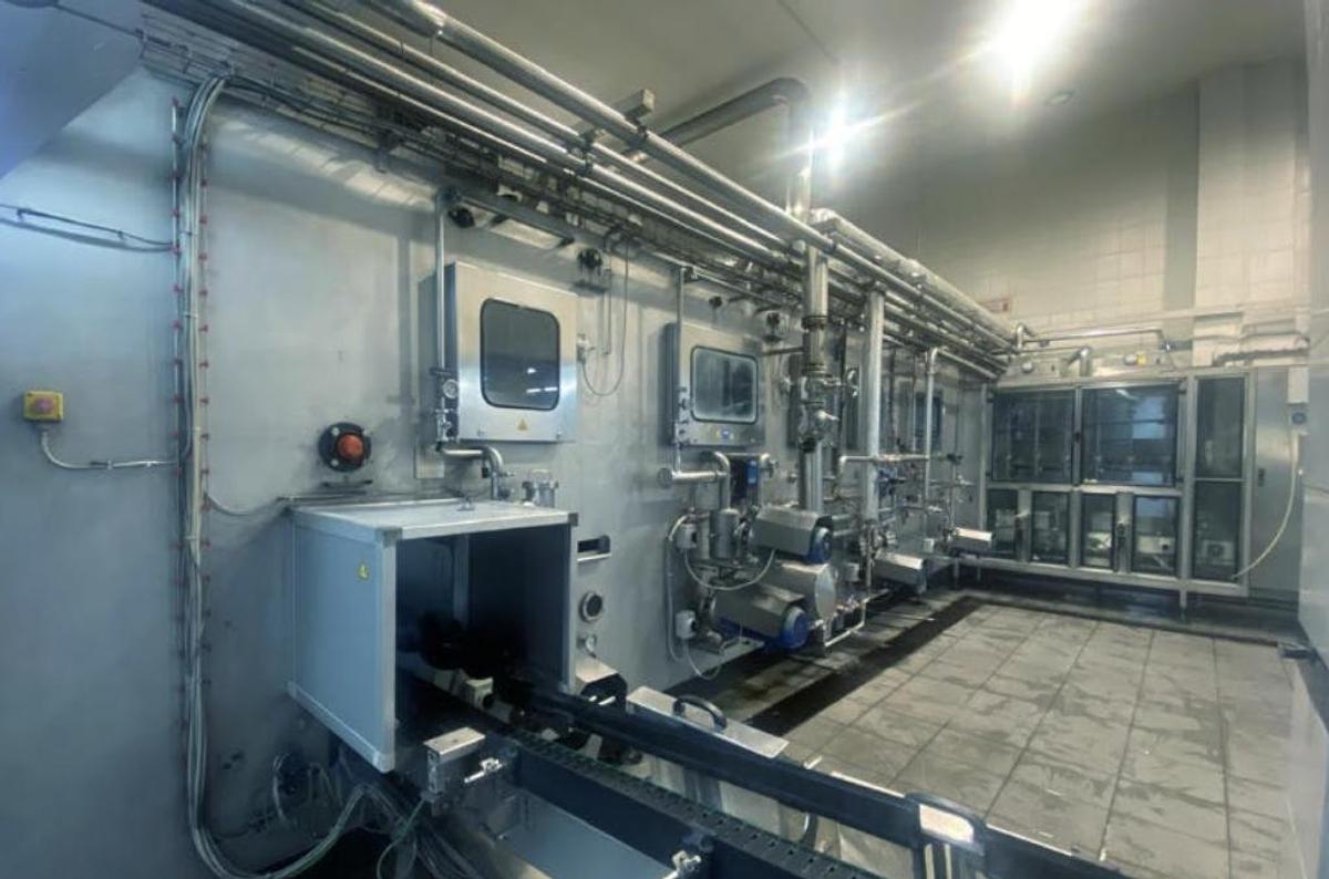 Used 2006 Krones PET Water Filling Line for still water