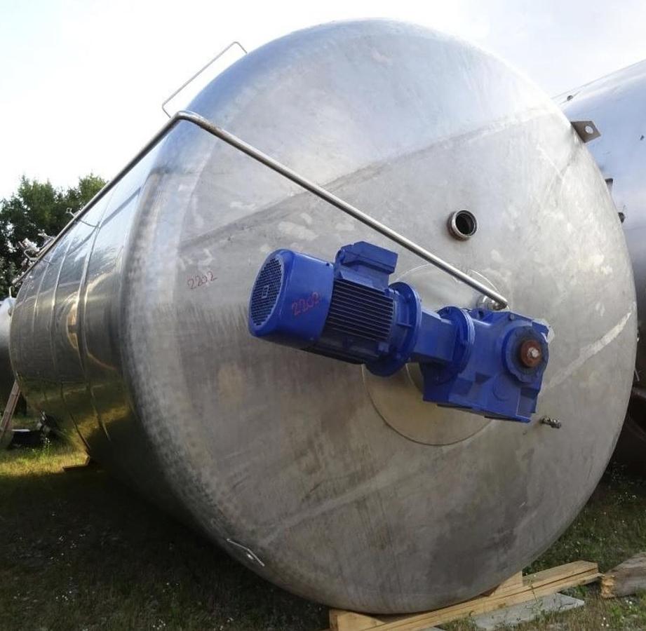 Used 43,000 Litre 304 Stainless Steel Mixing Tank
