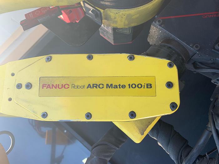 Used FANUC ARCMATE 100IB MIG WELDING CELL WITH RJ3iB CONTROLLER