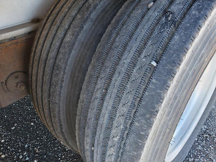 Used 2000 Ravens 48' x 96" Flatbed Trailer