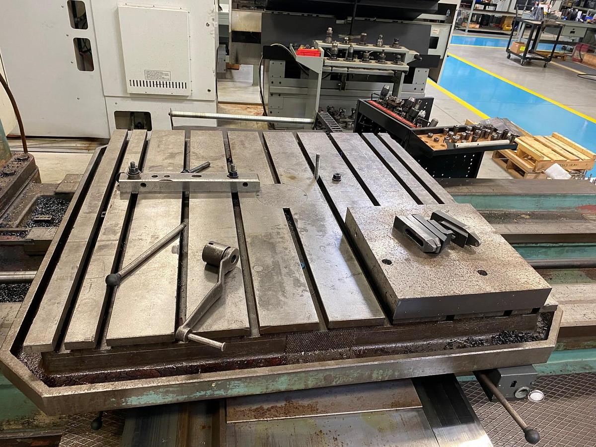 Used TOS W-100A Horizontal Boring Mill