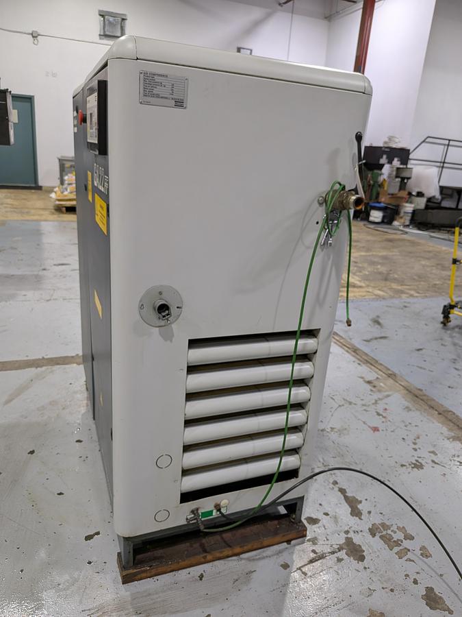 Used ATLAS COPCO GA 22 FF AIR COMPRESSOR