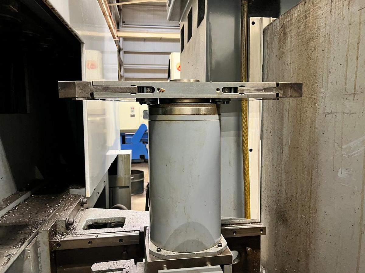 Used KAO MING KMC-3000SV CNC DOUBLE COLUMN MACHINING CENTER