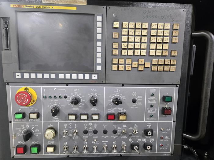 Used 2010 Doosan HC-400 HORIZONTAL MACHINING CENTER