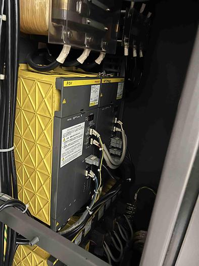 Used TOYODA HSP-550 HORIZONTAL MACHINING CENTERS