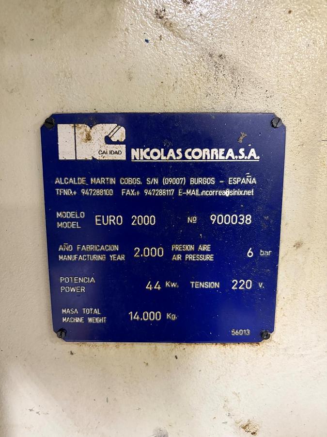 Used NICOLAS CORREA EURO 2000 CNC MACHINING CENTER