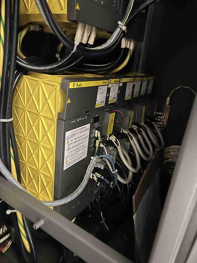 Used TOYODA HSP-550 HORIZONTAL MACHINING CENTERS