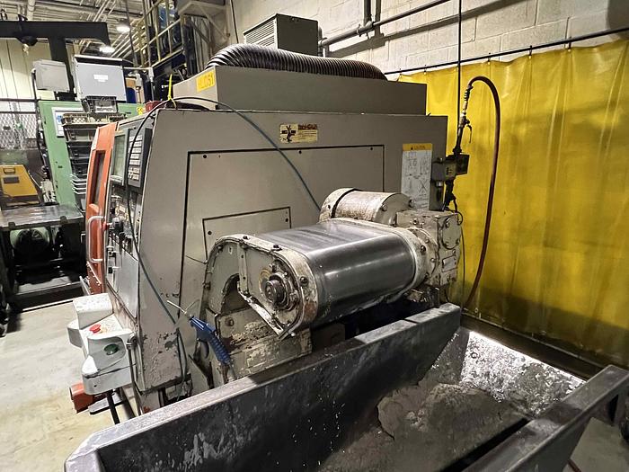 Used OKUMA HOWA HL-20