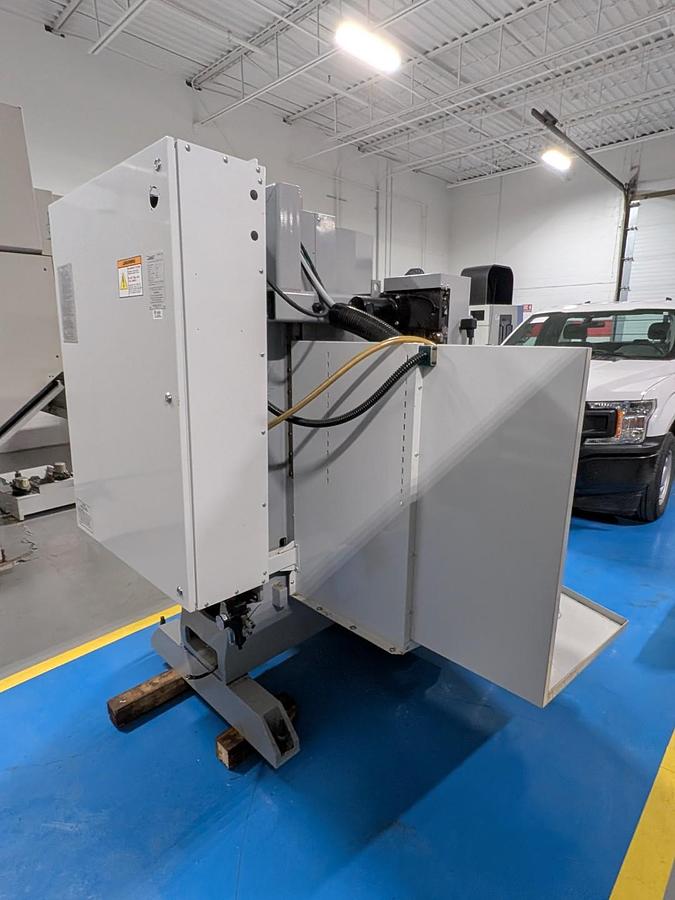 Used HAAS TM-2 VERTICAL MACHINING CENTER