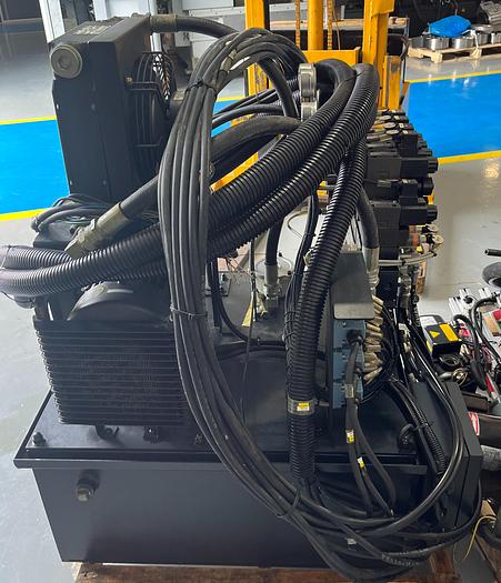 Used HYDRAULIC UNIT (400821-00642)
