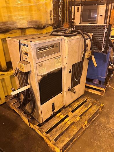 Used Daewoo DMV400 Vertical Machining Center