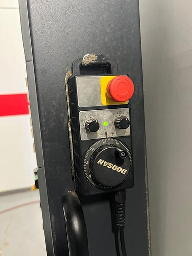 Used Daewoo DMV-500 Vertical Machining Center