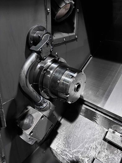 Used 2010 Doosan LYNX-220LC TURNING CENTER