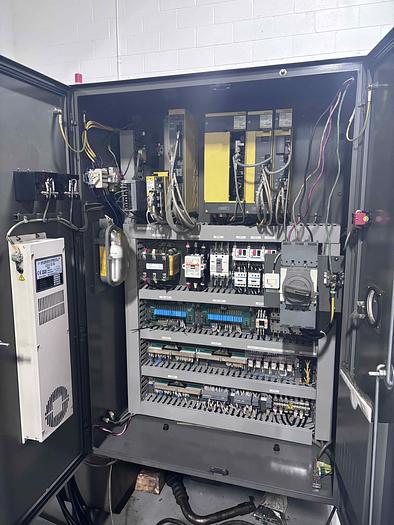 Used HWACHEON HI TECH 200 CL WITH INDEX CHUCK