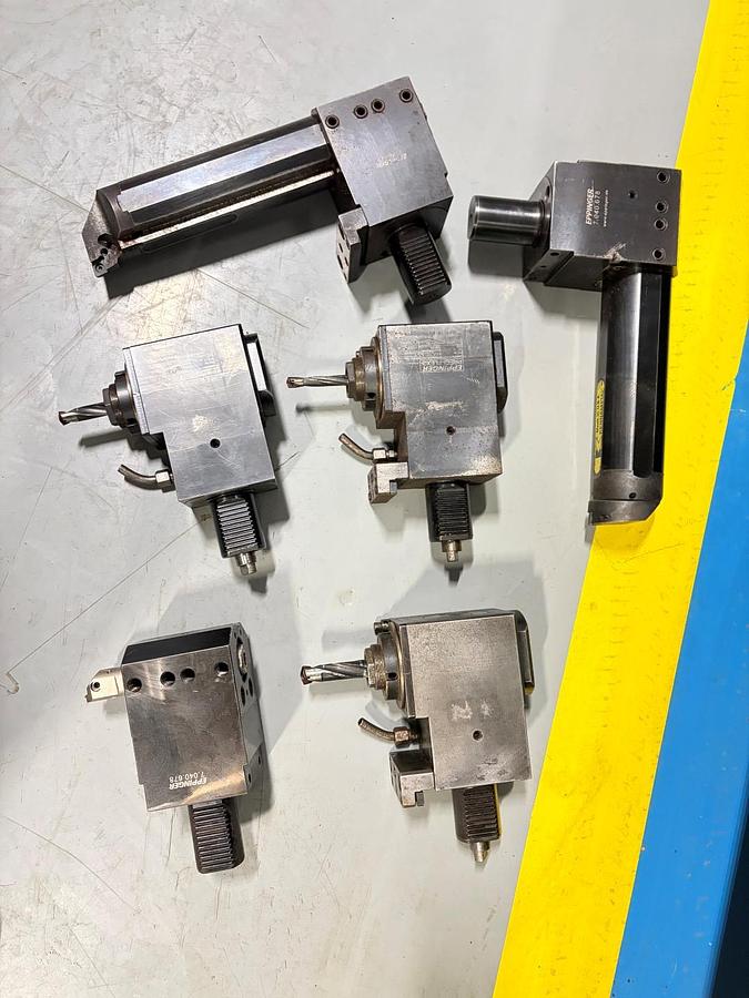 Used DOOSAN V450M CNC VERTICAL TURNING CENTER