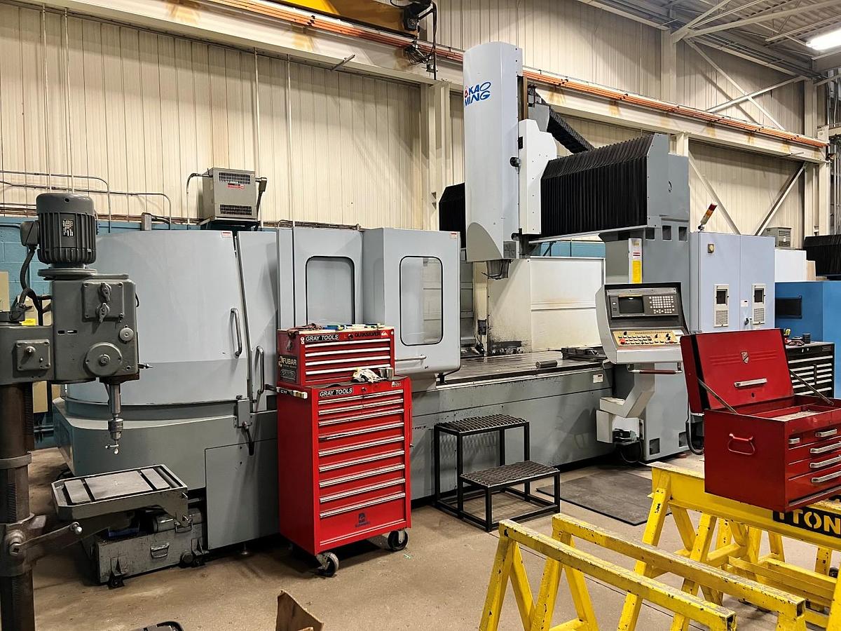 Used KAO MING KMC-3000SV CNC DOUBLE COLUMN MACHINING CENTER