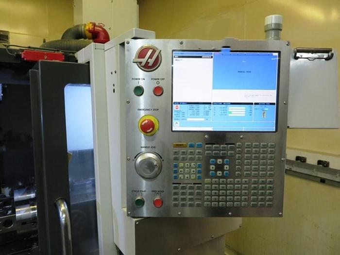 Used HAAS VF2YT 2014 VERTICAL MACHINING CENTER