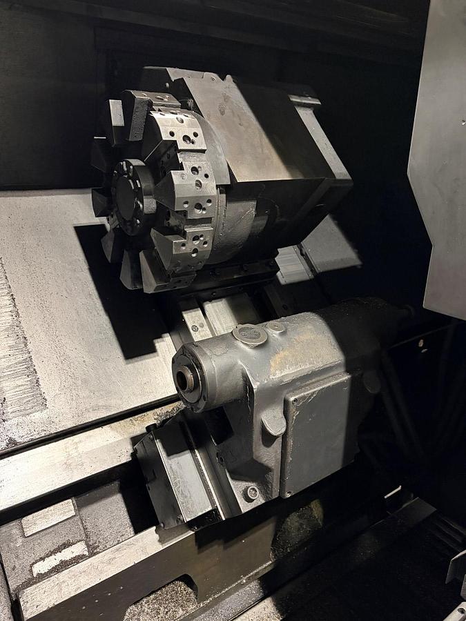 Used DOOSAN 240C CNC TURNING CENTER