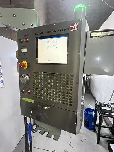 Used HAAS VF-3SS VMC 