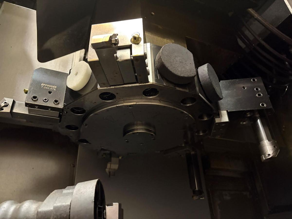 Used DOOSAN V450M CNC VERTICAL TURNING CENTER