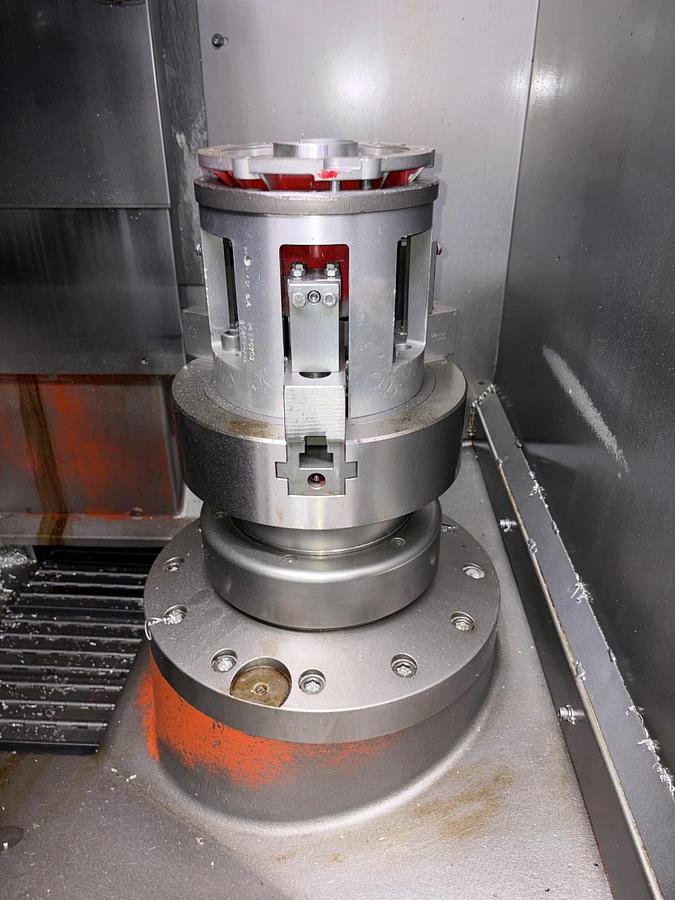 Used OKUMA & HOWA 2SP-V35 CNC TWIN-SPINDLE VERTICAL TURNING CENTER