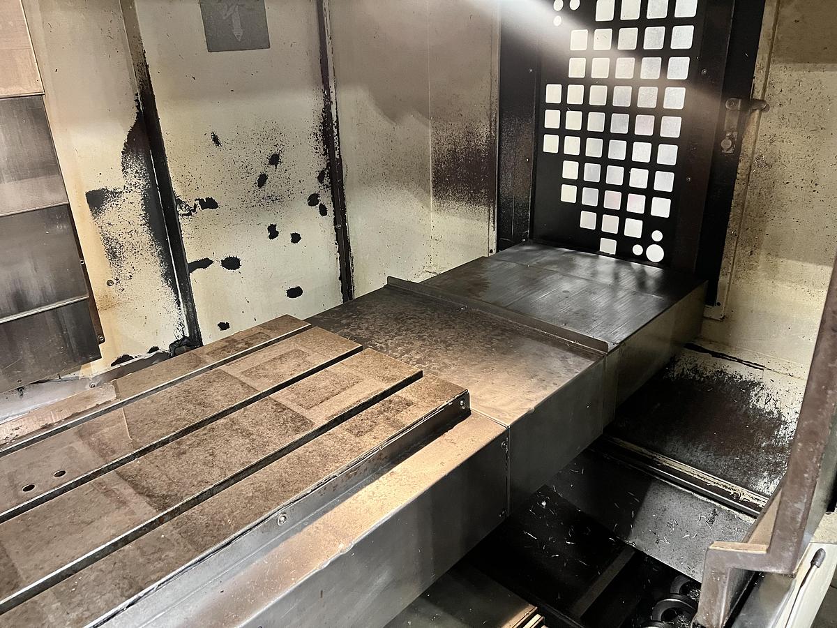 Used AMERA-SEIKI A-3 CNC VERTICAL MACHINING CENTER