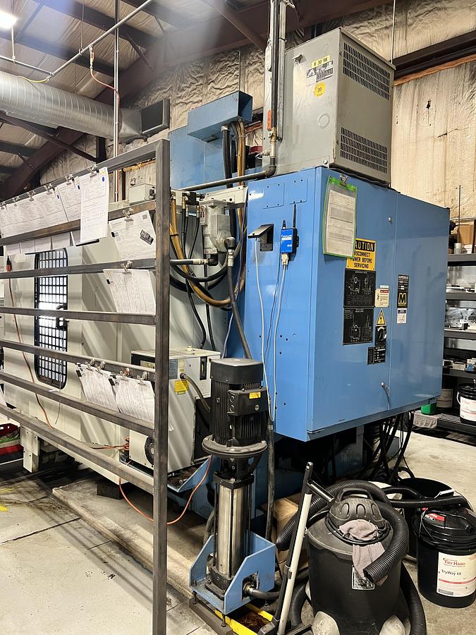 Used Supermax YCM-FV102A CNC Vertical Machining Center