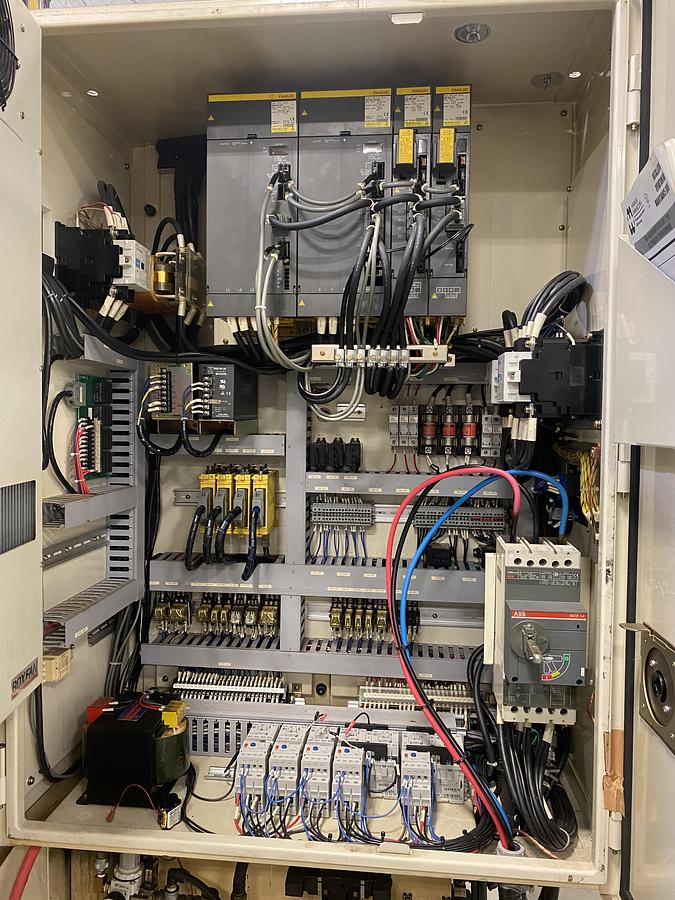 Used 1999 Mitsubishi MV5CN Turning Center