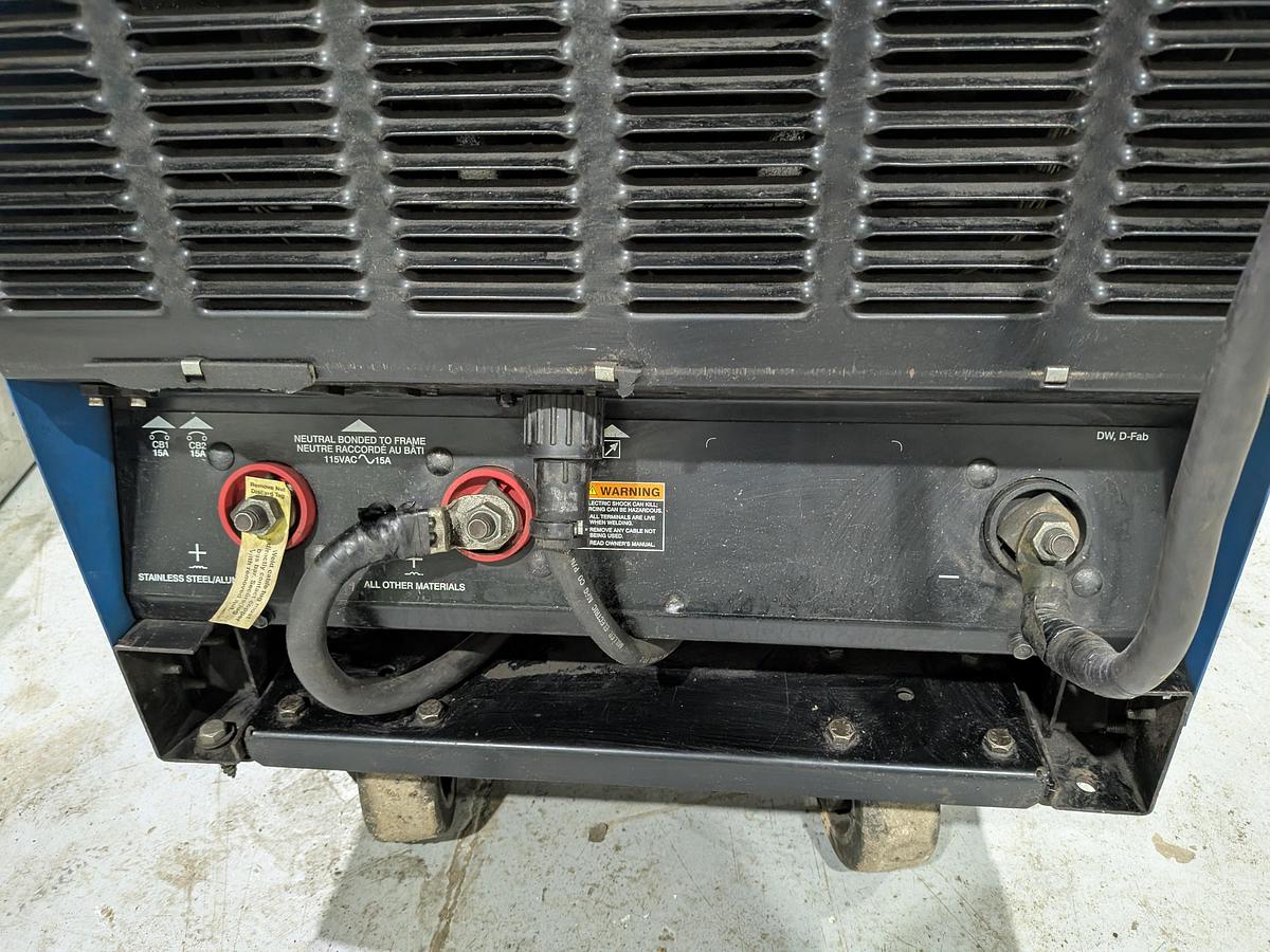 Used MILLER DELTAWELD 302 CV/DC WELDING POWER SOURCE M