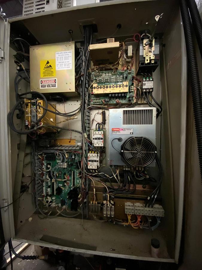 Used HAAS VF 6/40 VERTICAL MACHINING CENTER