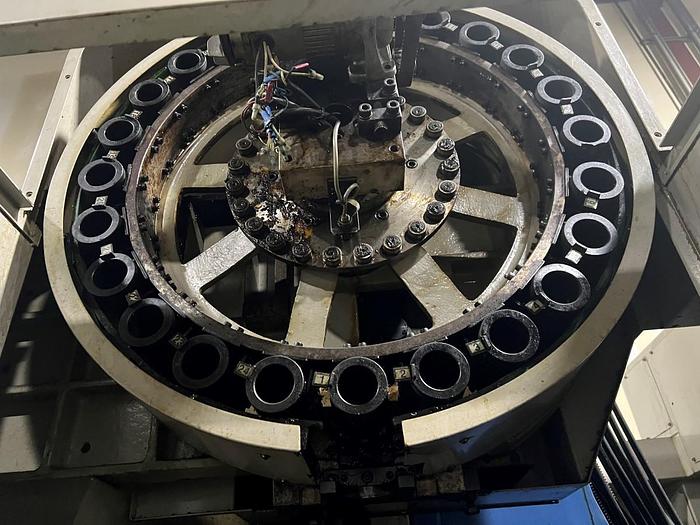 Used HYUNDAI SPT-V550D VMC 