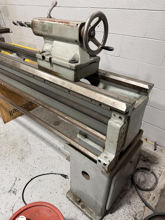 Used TOS SN-45B MANUAL LATHE