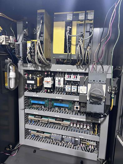 Used HWACHEON HI TECH 200 CL WITH INDEX CHUCK