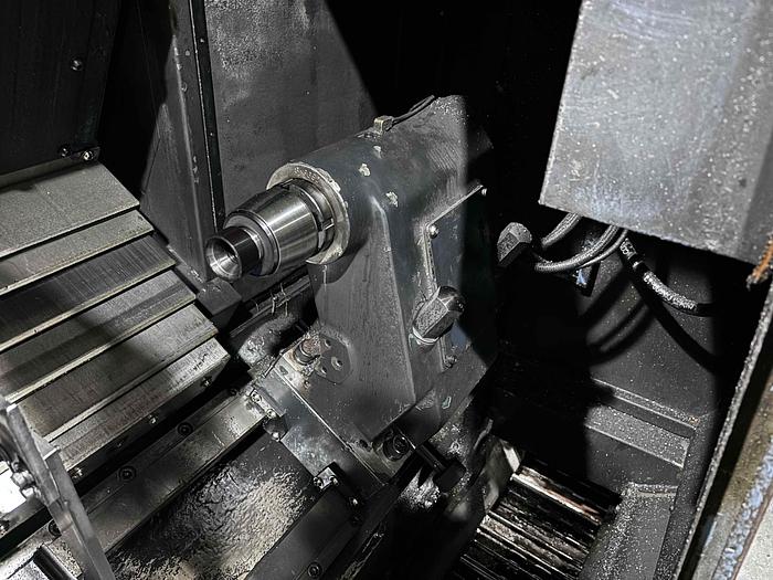 Used 2010 Doosan LYNX-220LC TURNING CENTER