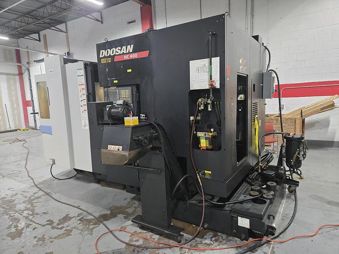 Used 2010 Doosan HC-400 HORIZONTAL MACHINING CENTER