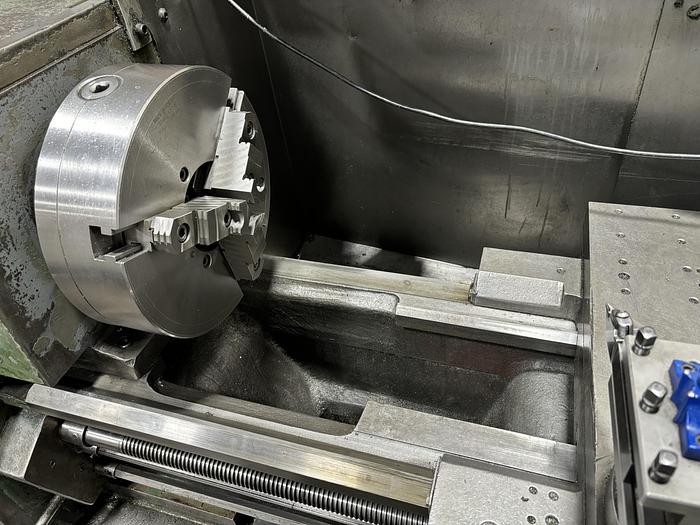 Used STANDARD MODERN ENGINE LATHE 
