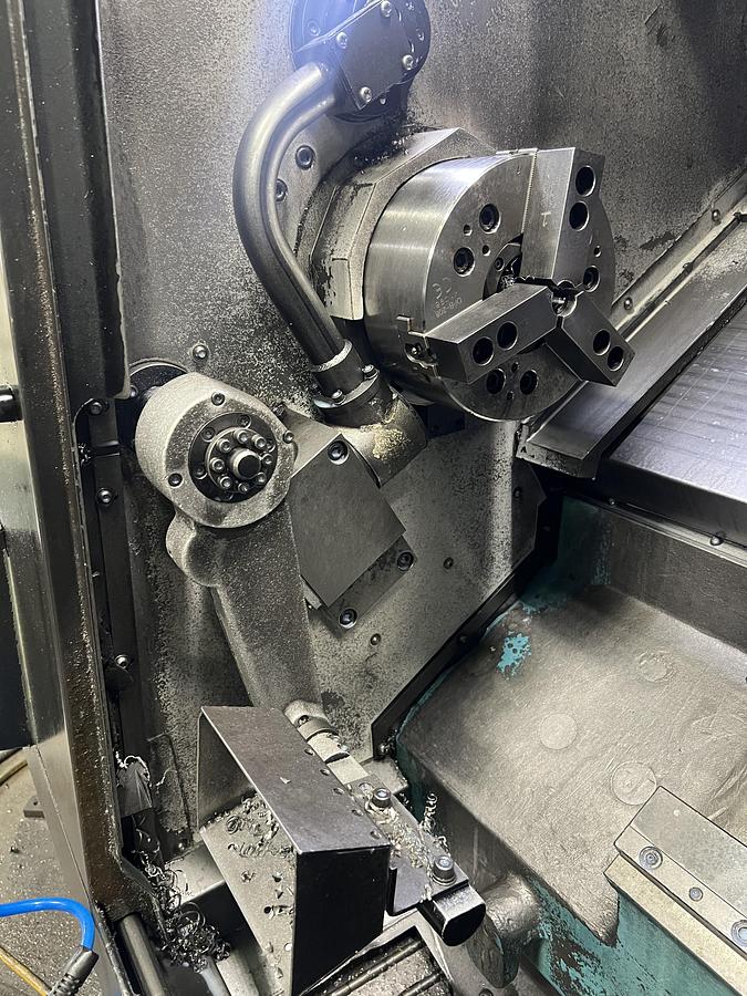 Used 2014 Doosan LYNX 220LC Turning Center (Only 3,050 Cutting Hours)