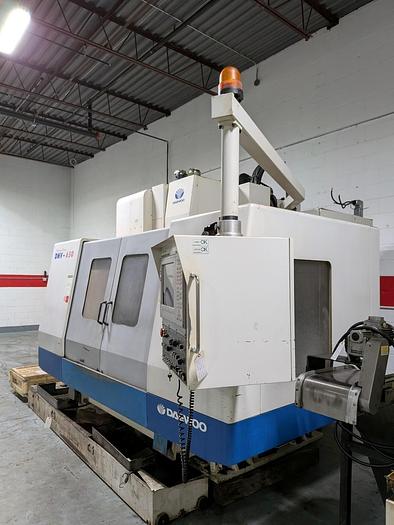 Used Daewoo DMV 650 Vertical Machining Center