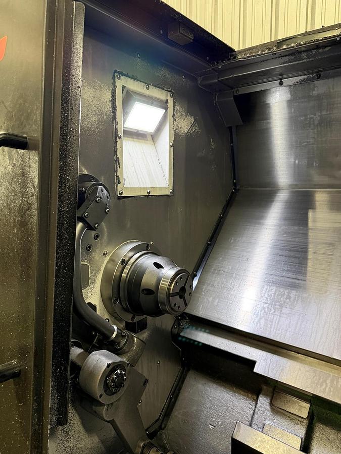 Used DOOSAN PUMA 240MB CNC TURNING CENTER