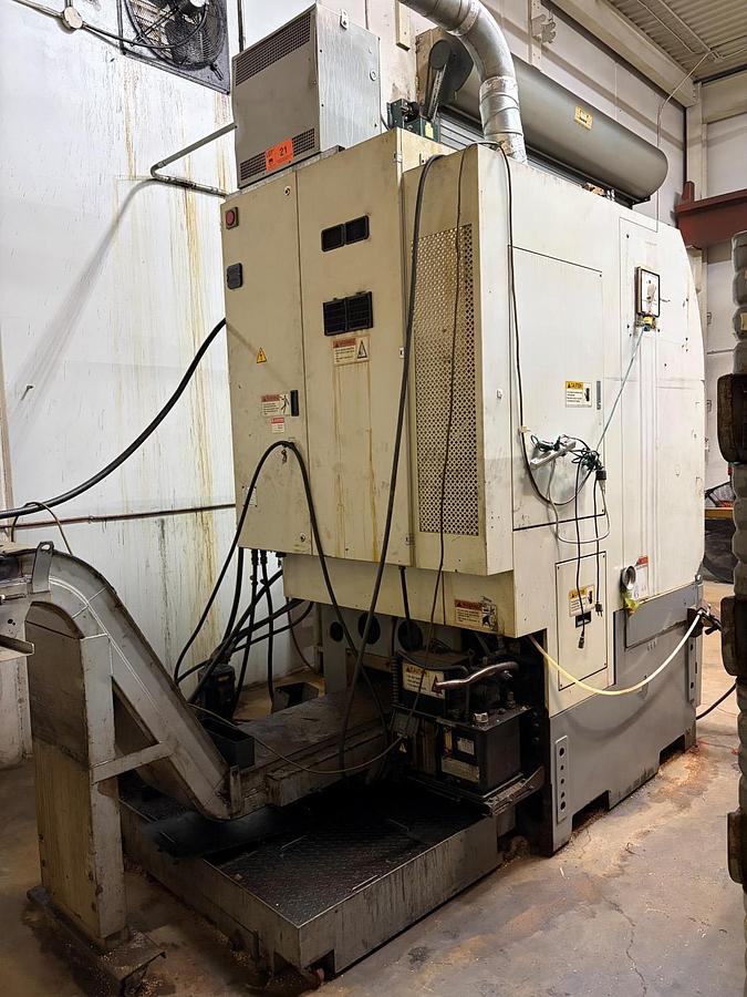 Used DOOSAN V450M CNC VERTICAL TURNING CENTER