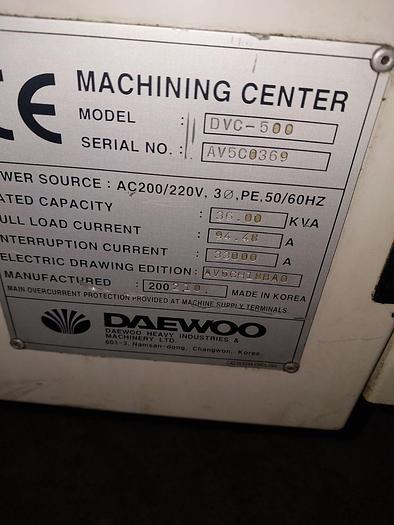 Used DAEWOO DVC 500 VERTICAL MACHINING CENTER