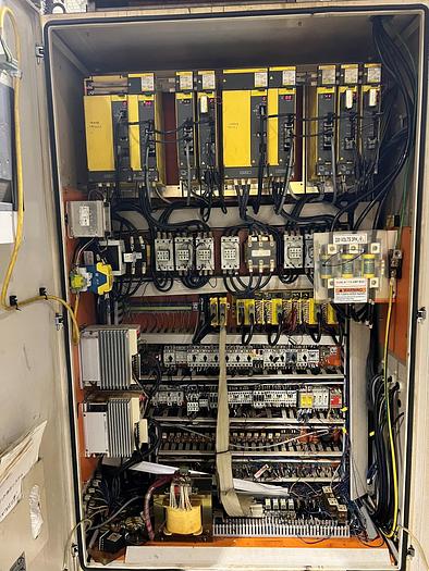 Used DOOSAN TT-1500SY TURNING CENTER