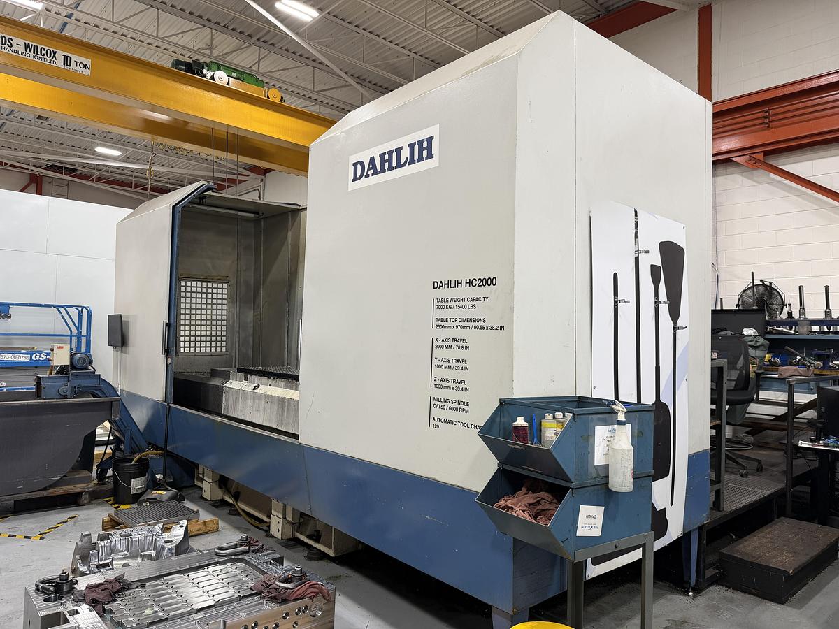 Used DAH LIH HC-2000 CNC HORIZONTAL MACHINING CENTER