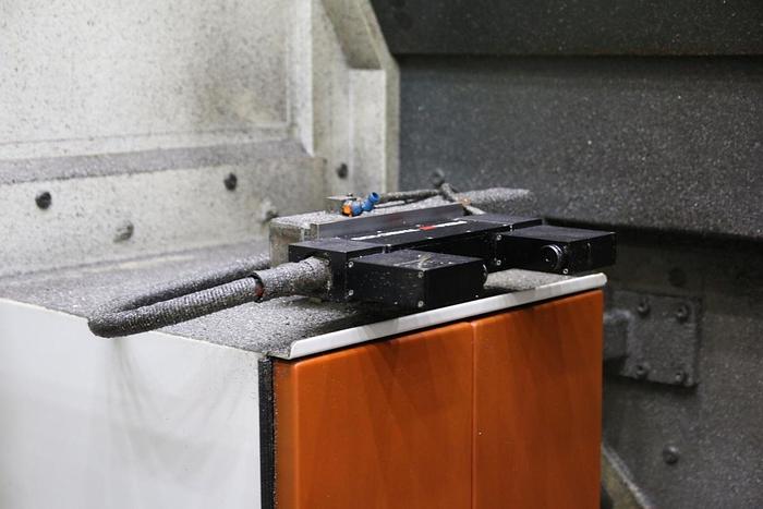 Used FIDIA VERTICAL MACHINING CENTER