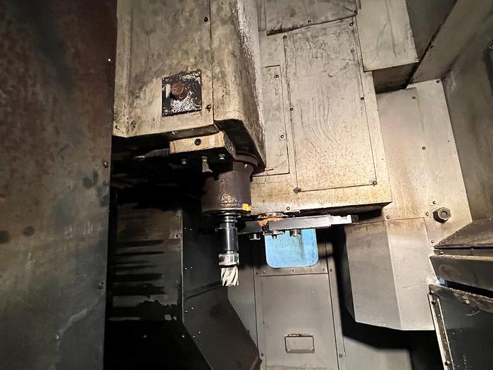Used Daewoo DVC-500 Vertical Machining Center