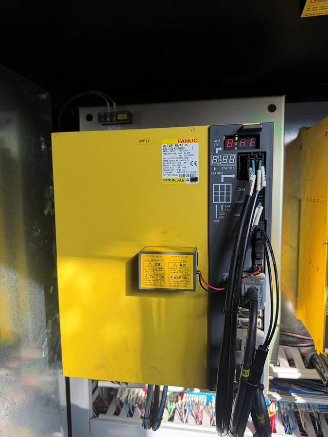 Used DOOSAN LYNX 220LC CNC TURNING CENTER