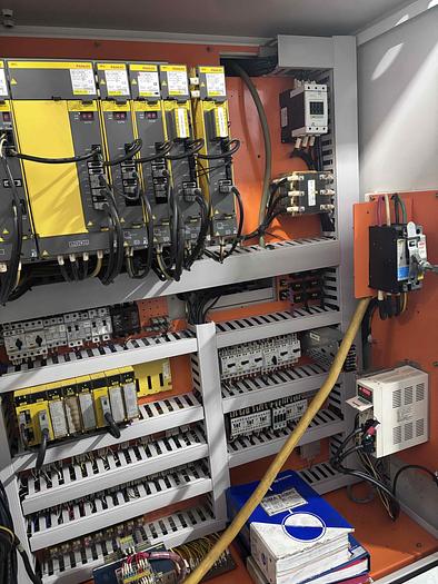 Used DAEWOO PUMA 240 MSB WITH SUB SPINDLE AND MILLING