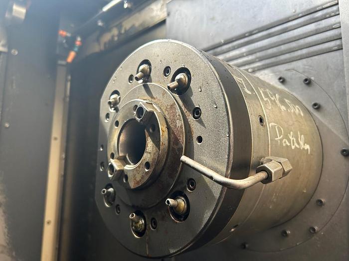 Used DOOSAN HP 4000 HORIZONTAL MACHINING CENTER (2008)